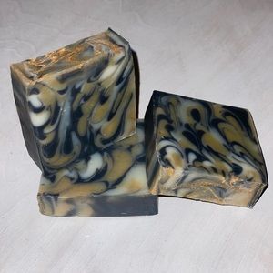 Tumeric & Activated Charcoal Artisan Soap